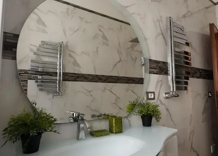 Centro Vicinissimo Mare Apartment *