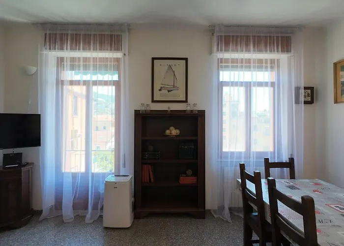 Centro Vicinissimo Mare Apartment *