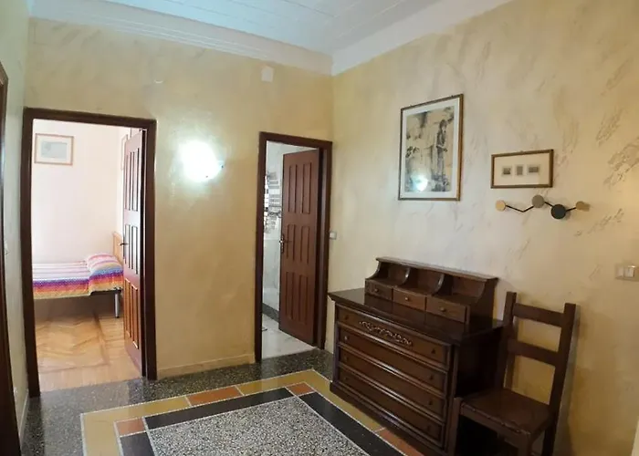 Centro Vicinissimo Mare Apartment *