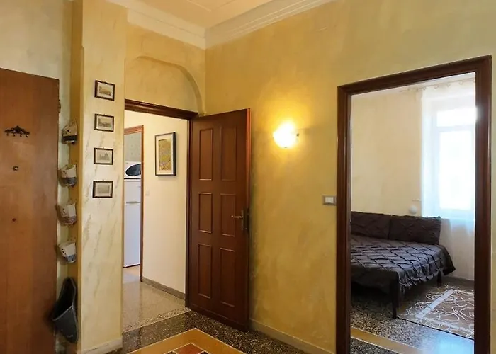 Centro Vicinissimo Mare Apartment *